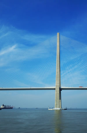 繼往開來，再創輝煌